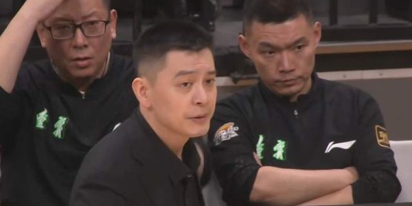 华体会体育官方网站-夺冠热门输球仍反超山东，辽篮掀翻强敌却无缘前8，黑马超出预期